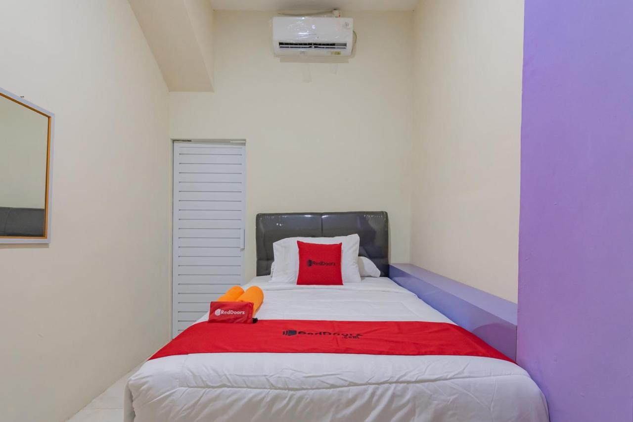 Reddoorz Near Trans Studio Bandung 3 Exterior photo