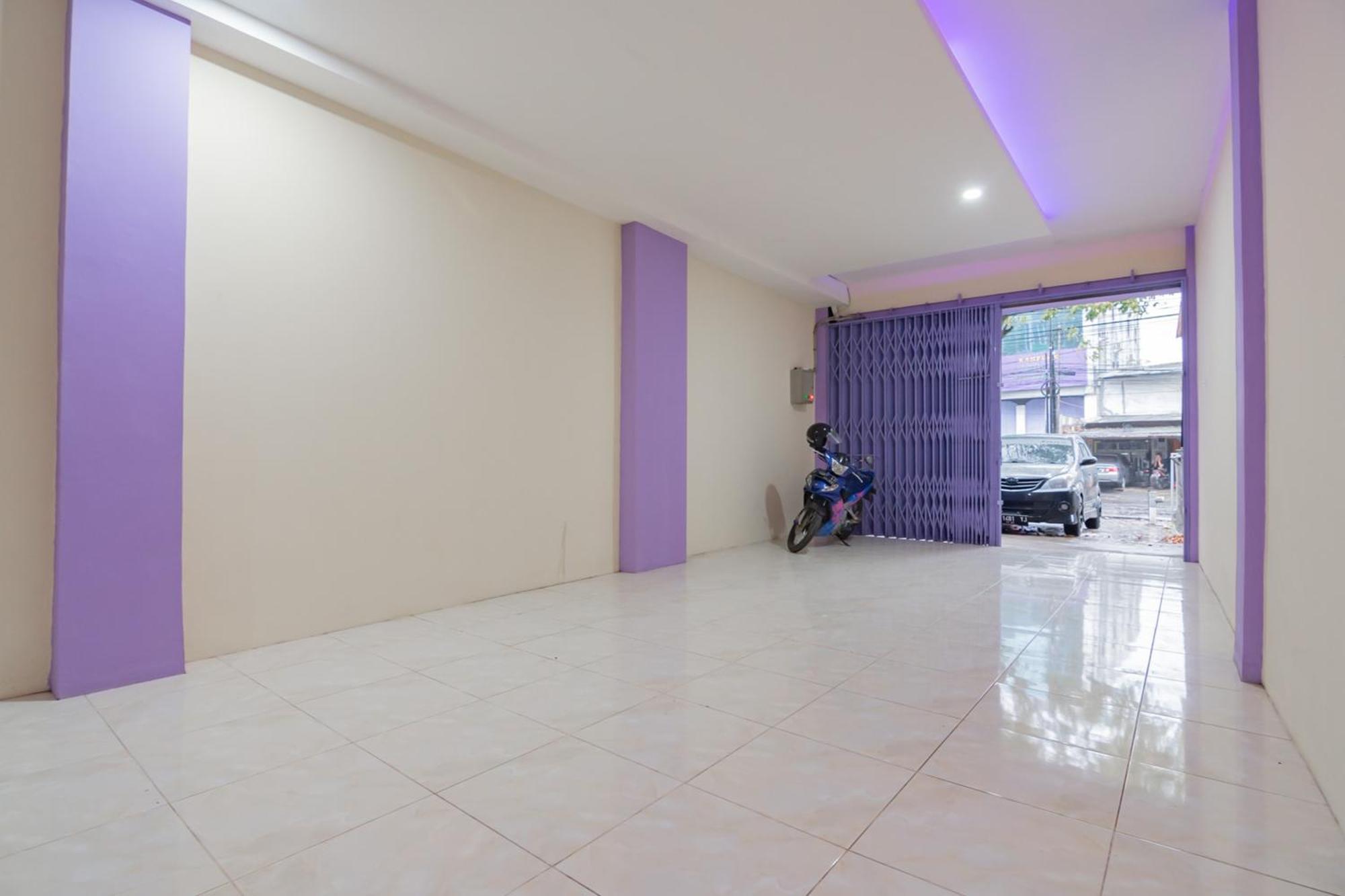 Reddoorz Near Trans Studio Bandung 3 Exterior photo